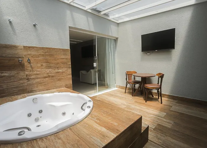 Motel Caricia (Adult Only)